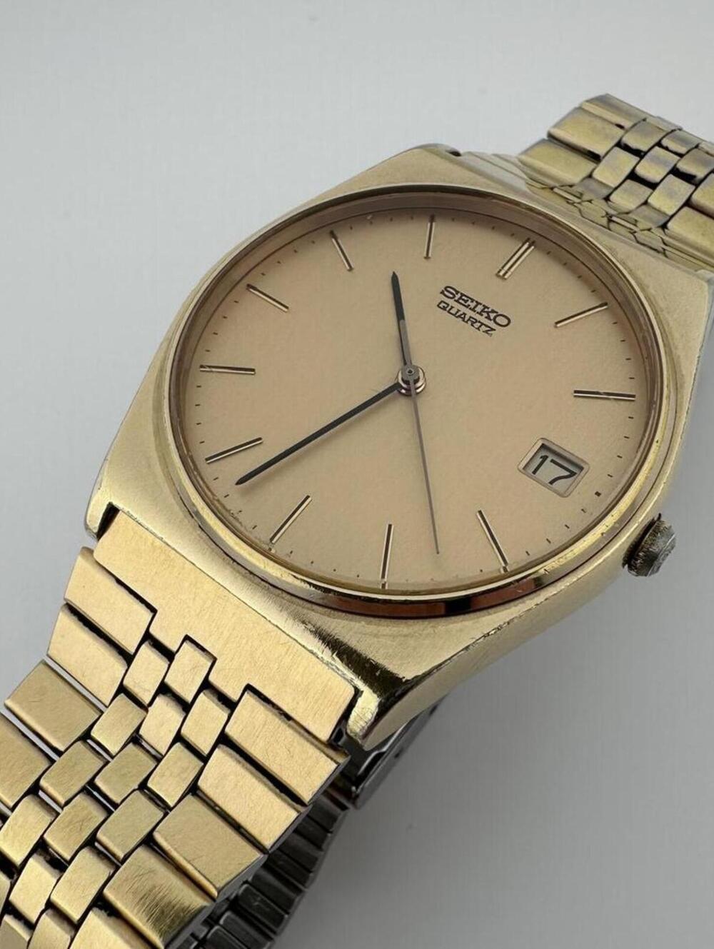 Seiko Quartz Mens Watch Gold Dial 33mm Vintage Date Two Tone